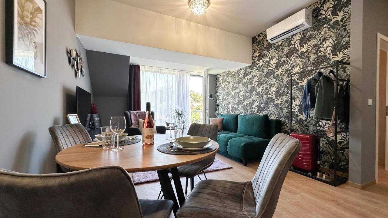 Linden Apartman 107 Glamour (Adults Only) Mosonmagyarovar Exterior photo